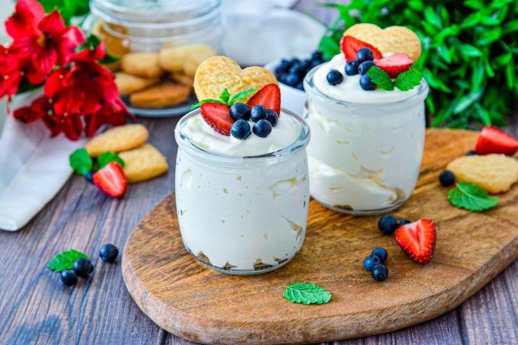 Two-Ingredient Lemon Cream Dessert Two-Ingredient Lemon Cream Dessert