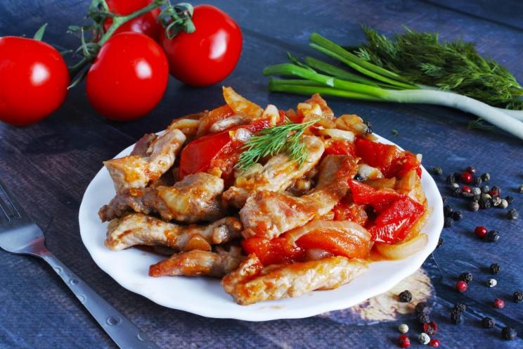 Skillet Pork with Onions and Tomatoes