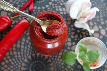 Spicy No-Cook Abkhazian Adjika Sauce
