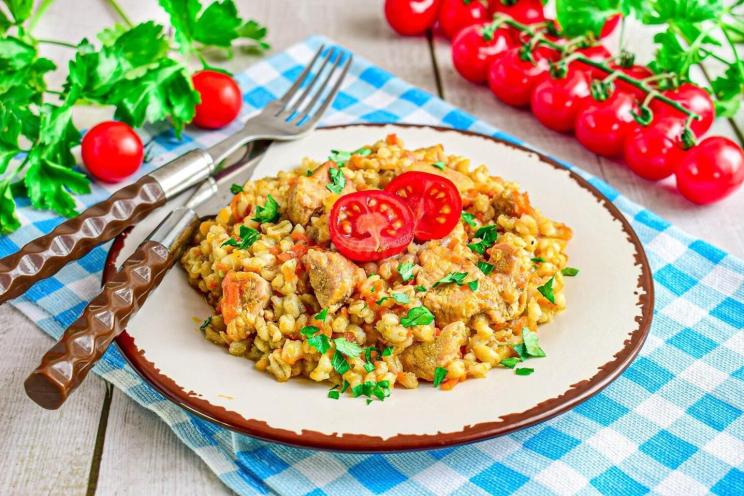 Hearty Pearl Barley and Meat Porridge