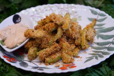 Crispy Spicy Zucchini Sticks