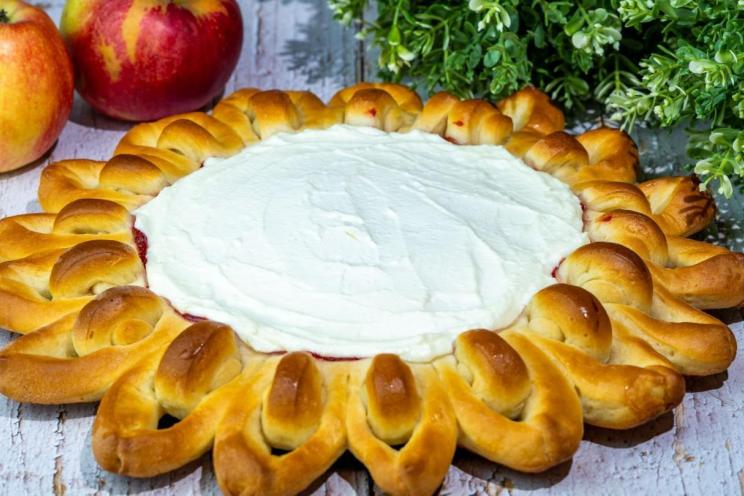 Savory Yeast Dough Pie with Cottage Cheese and Plum Jam