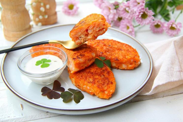 Crispy Onion & Semolina Cutlets Crispy Onion & Semolina Cutlets