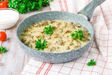Tender Turkey Liver in Creamy Sauce
