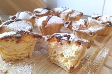 Zesty Ricotta Lemon Soffioni Cakes