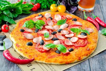 Oven-Baked Sausage and Cheese Pizza