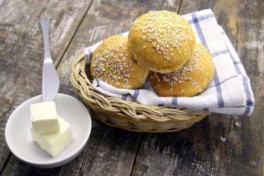 Homemade Sesame Buns: Perfect for Tea or Burgers