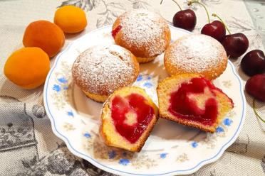 Quick and Fluffy Kefir Jam Cupcakes