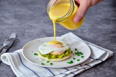 Easy Hollandaise Sauce