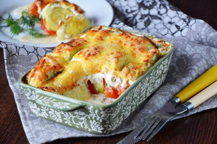 Baked Tomatoes and Zucchini in Sour Cream
