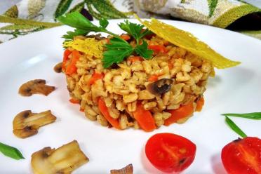 Slow Cooker Mushroom Barley Delight