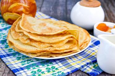 Quick & Easy Eggless Water Pancakes