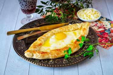 Easy Adjarian Khachapuri with Puff Pastry