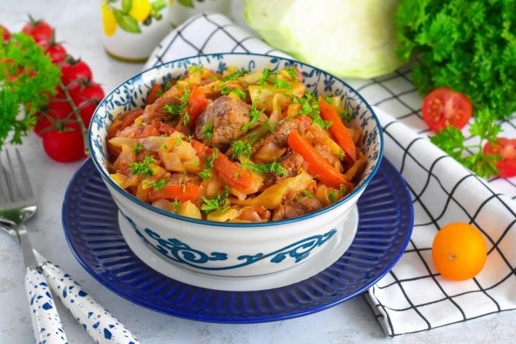 Hearty Beef and Cabbage Stew