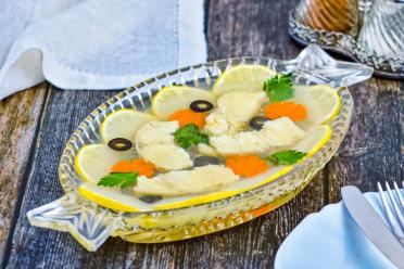 Festive Fish Aspic with Gelatin