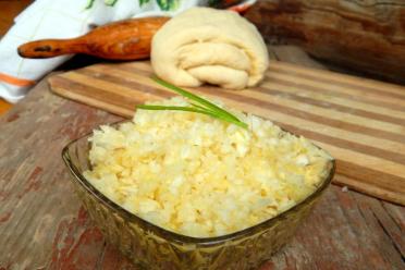 Quick and Easy Cabbage Filling for Egg Pies