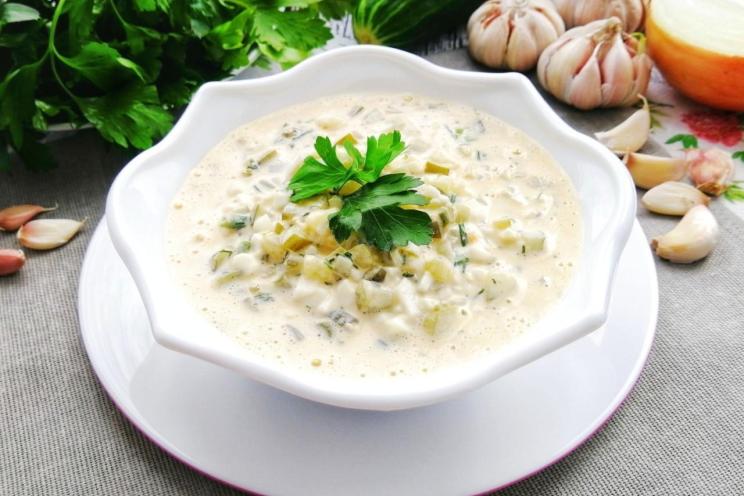 Garlic Cucumber Tartar Sauce