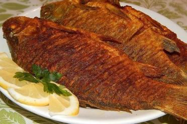 Stuffed Fried Boneless Carp with Potatoes