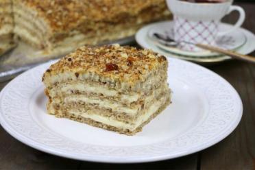Delightfully Tender Egyptian Meringue Cake