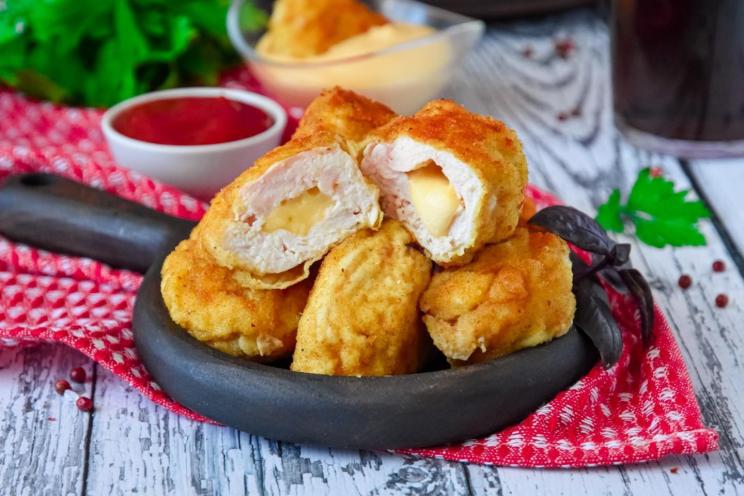 Cheesy Pan-Fried Chicken Nuggets