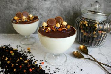 Tender Sour Cream and Gelatin Dessert