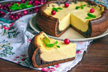 Royal Chocolate Cheesecake Delight