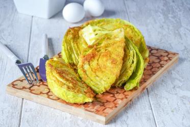 Crispy Cabbage Schnitzel Delight