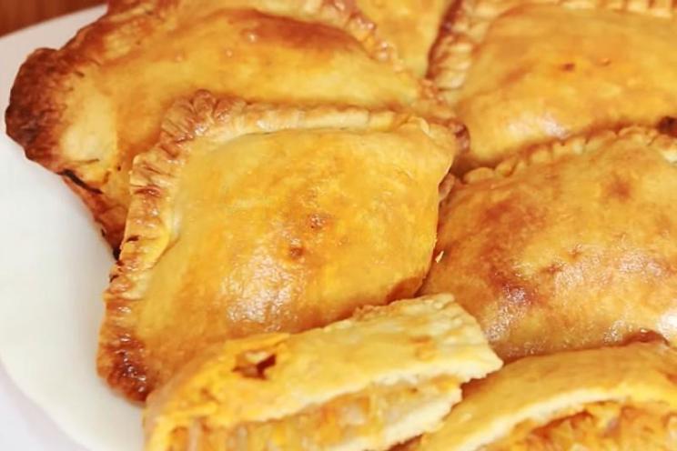 Quick Cabbage-Filled Puff Pastry Pies