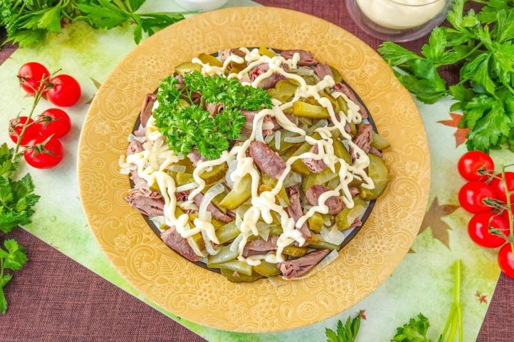 Tasty and Simple Chicken Heart Salad