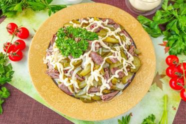 Tasty and Simple Chicken Heart Salad