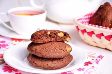 Kid-Approved Chocolate Peanut Toffee Cookies