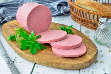 Easy Homemade Chicken Sausage with Gelatin