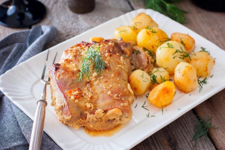 Oven-Baked Juicy Turkey Thighs Oven-Baked Juicy Turkey Thighs