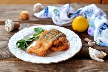 Crispy Fried Pink Salmon in Batter