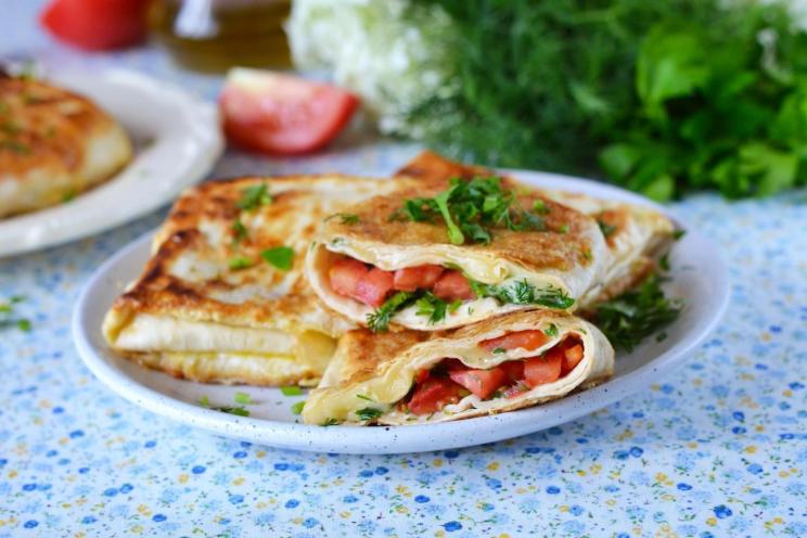 Cheese and Tomato Lavash Pan-Fry Recipe