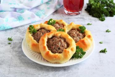 Oven-Baked Open-Faced Meat Pies
