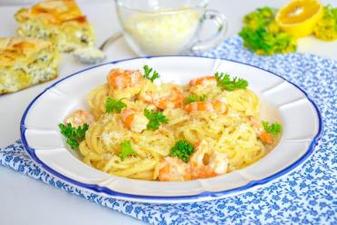 Creamy Garlic Shrimp Pasta