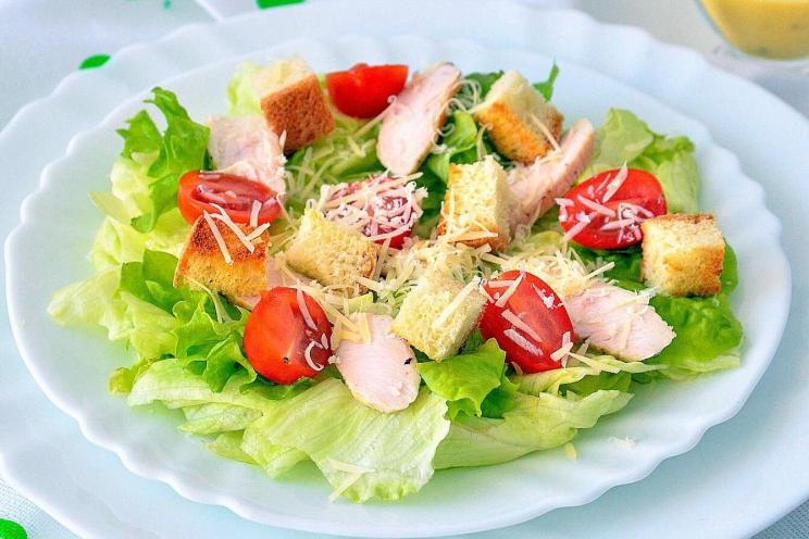 Chicken Caesar Salad: A Classic Delight