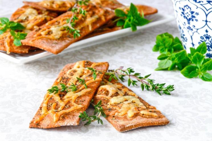Crispy Parmesan & Basil Italian Bread