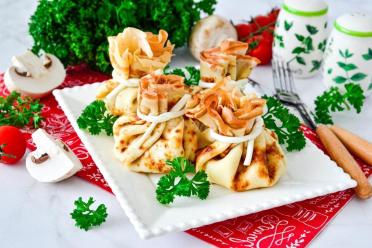 Chicken and Mushroom Pancake Pockets