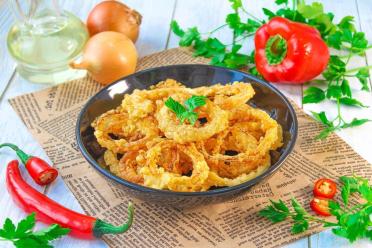 Crispy Pan-Fried Onion Rings