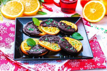 Chocolate-Dipped Orange Slices