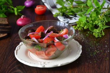 Tomato and Black Bread Salad