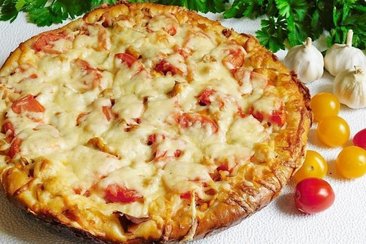 Chicken and Mushroom Pizza Delight