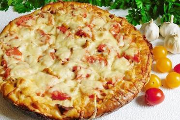 Chicken and Mushroom Pizza Delight