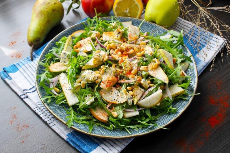 Pear, Arugula & Blue Cheese Salad Pear, Arugula & Blue Cheese Salad