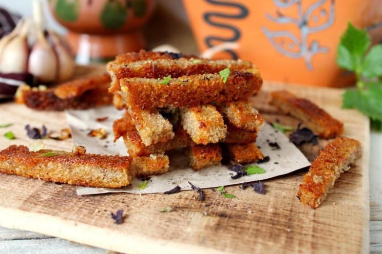 Garlic Beer Croutons
