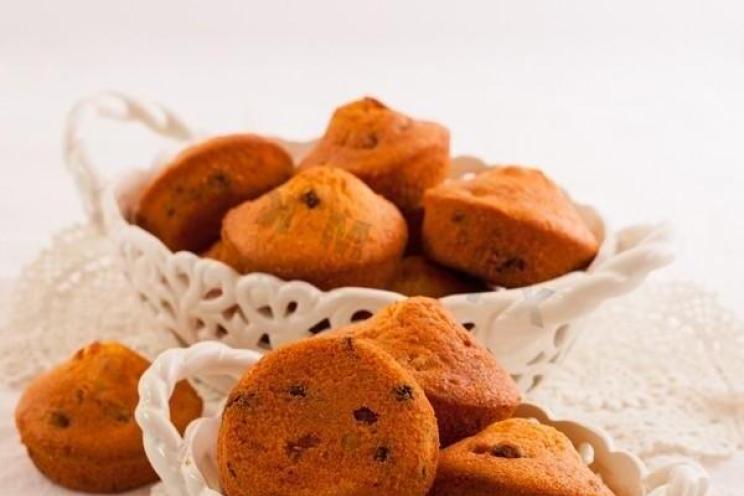 Festive Raisin and Candied Fruit Muffins Festive Raisin and Candied Fruit Muffins