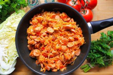 Quick & Tasty Cabbage Sausage Stew