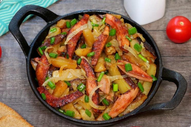 Sautéed Potatoes and Sausage